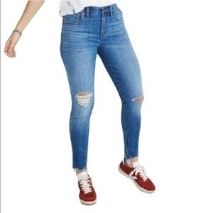 Madewell 9” High-Rise Skinny Torn Knee Raw Hem Jeans